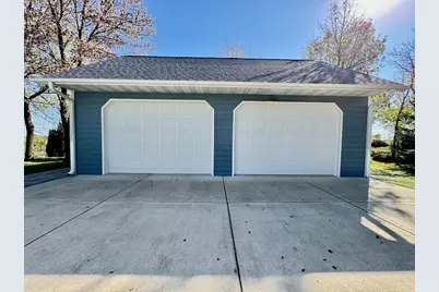 37654 S Eagle Lake Road, Battle Lake, MN 56515 - Photo 6