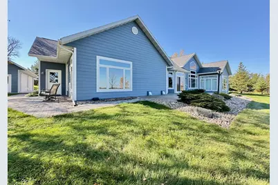 37654 S Eagle Lake Road, Battle Lake, MN 56515 - Photo 54