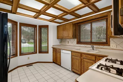 9642 Lakeside Trail, Champlin, MN 55316 - Photo 8