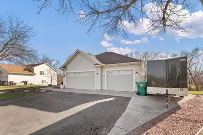 22181 Marie Avenue, Rogers, MN 55374 - Photo 4
