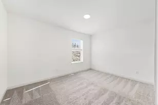 190 HUNTINGTON DR, Waconia, MN 55387 - Photo 12