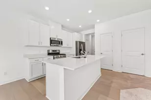 190 HUNTINGTON DR, Waconia, MN 55387 - Photo 6