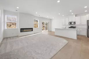 190 HUNTINGTON DR, Waconia, MN 55387 - Photo 4