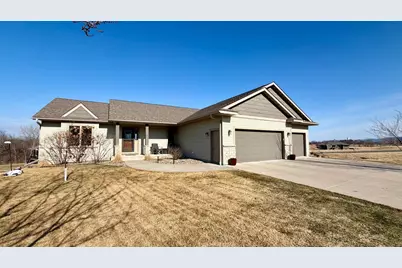 105 Hillwood Drive, Lake City, MN 55041 - Photo 1