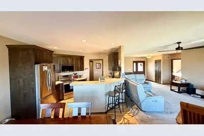 105 Hillwood Drive, Lake City, MN 55041 - Photo 18