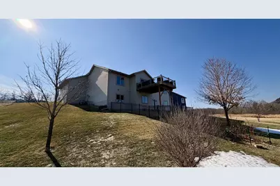 105 Hillwood Drive, Lake City, MN 55041 - Photo 6