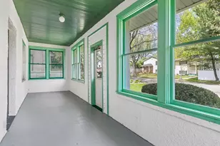982 Topping St, Saint Paul, MN 55103 - Photo 2
