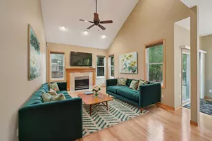 17818 Inverness Curve, Eden Prairie, MN 55347 - Photo 2