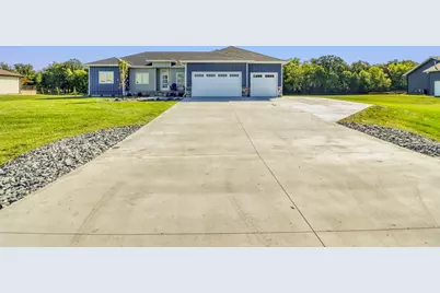 6910 2nd Street NW, Moorhead, MN 56560 - Photo 4