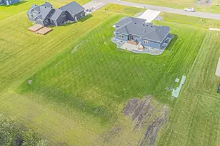 6910 2nd St NW, Moorhead, MN 56560 - Photo 18