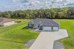 6910 2nd St NW, Moorhead, MN 56560 - Photo 8