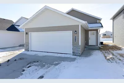 6434 82nd Avenue S, Horace, ND 58047 - Photo 1