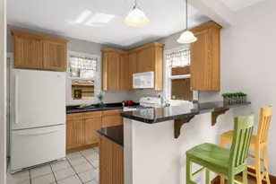 268 Erie St, Saint Paul, MN 55102 - Photo 8