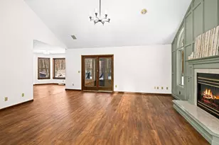 34585 Settlers Pond Dr, Sturgeon Lake, MN 55783 - Photo 4