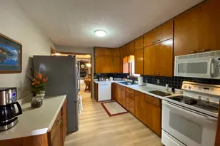 2473 SE Marshall St, Albert Lea, MN 56007 - Photo 14