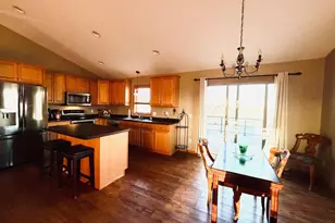 1005 12th St SE, Waseca, MN 56093 - Photo 8