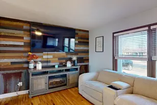 1016 W Elm St, Lake City, MN 55041 - Photo 6