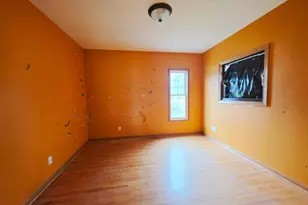 704 N Carver St, Winthrop, MN 55396 - Photo 10