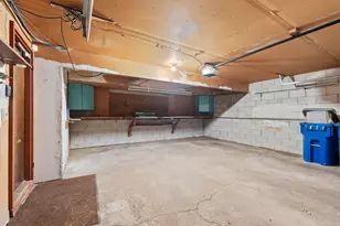 10512 Decatur Ave S, Bloomington, MN 55438 - Photo 36