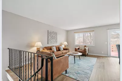 10512 Decatur Avenue S, Bloomington, MN 55438 - Photo 8