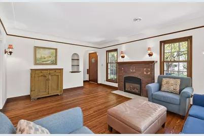 2700 Hayes Street NE, Minneapolis, MN 55418 - Photo 2