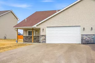 405 E Cheyenne St, Roberts, WI 54023 - Photo 1