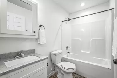 405 E Cheyenne Street, Roberts, WI 54023 - Photo 28