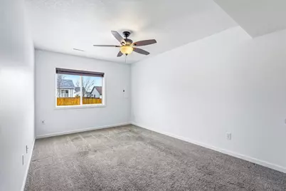 405 E Cheyenne Street, Roberts, WI 54023 - Photo 20