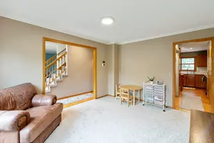 1389 Camelback Dr, Eagan, MN 55123 - Photo 14