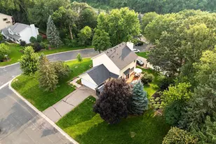 1389 Camelback Dr, Eagan, MN 55123 - Photo 46