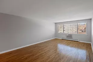 2700 W 44th St, Minneapolis, MN 55410 - Photo 8