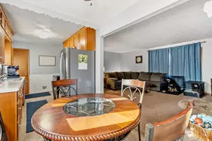 7471 Van Buren St NE, Fridley, MN 55432 - Photo 14