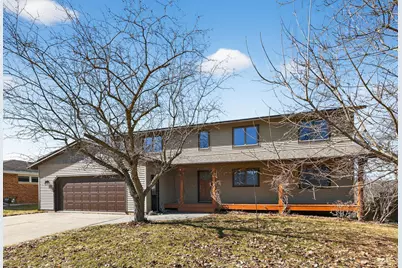 2357 Northern Hills Court NE, Rochester, MN 55906 - Photo 2