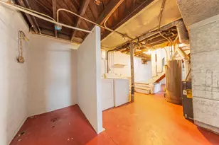 1002 Avon St N, Saint Paul, MN 55103 - Photo 30