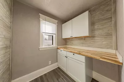 1002 Avon Street N, Saint Paul, MN 55103 - Photo 14