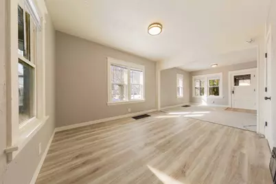 1002 Avon Street N, Saint Paul, MN 55103 - Photo 8