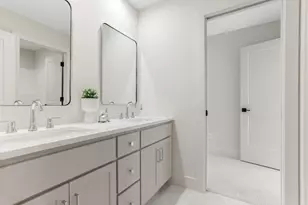 5609 Heather Ln, Edina, MN 55436 - Photo 26