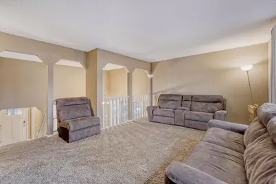 9733 Thomas Avenue N, Brooklyn Park, MN 55444 - Photo 6