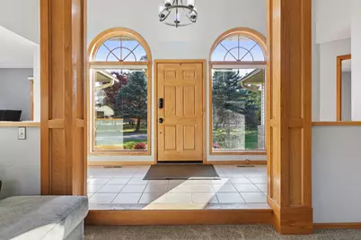 582 Country Oaks Lane, River Falls, WI 54022 - Photo 8