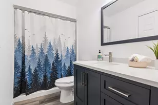 4553 Yates Ave N, Crystal, MN 55422 - Photo 28