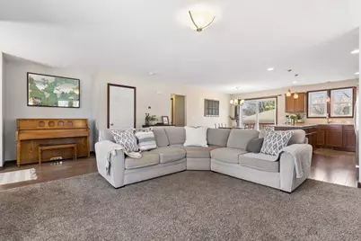 4553 Yates Avenue N, Crystal, MN 55422 - Photo 4