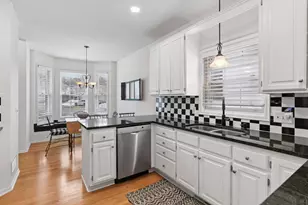 16235 Crystal Hills Dr, Lakeville, MN 55044 - Photo 6