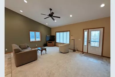 2033 Park Avenue, Montevideo, MN 56265 - Photo 6