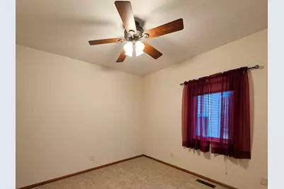 2033 Park Avenue, Montevideo, MN 56265 - Photo 30