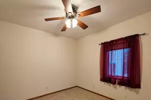 2033 Park Ave, Montevideo, MN 56265 - Photo 30