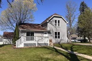 540 Brown St SW, Hutchinson, MN 55350 - Photo 1