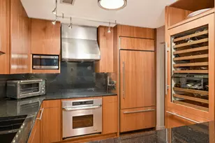 100 2nd St SE, Minneapolis, MN 55414 - Photo 14