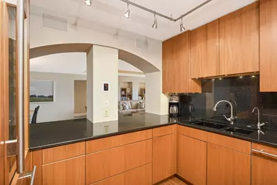 100 2nd Street SE #1004, Minneapolis, MN 55414 - Photo 12