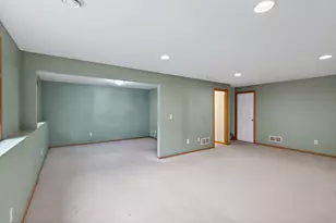17582 Hackberry Ct, Eden Prairie, MN 55347 - Photo 26