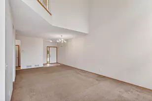 17582 Hackberry Ct, Eden Prairie, MN 55347 - Photo 14
